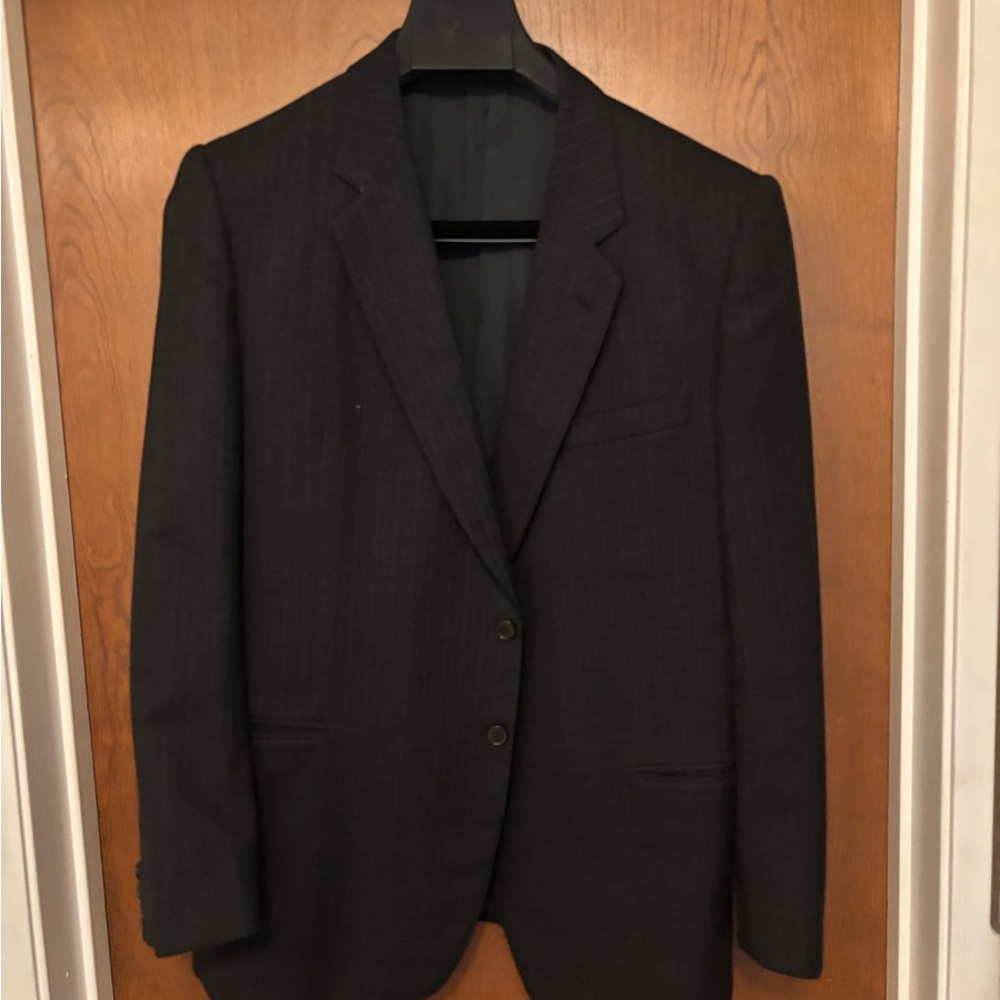 Gray Pinstripe Sport Coat with Notch Lapel and Structured Shoulders